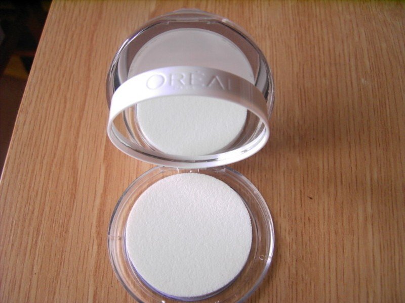 Loreal Nude Magique BB Powder 5in1 Puder Dunkel