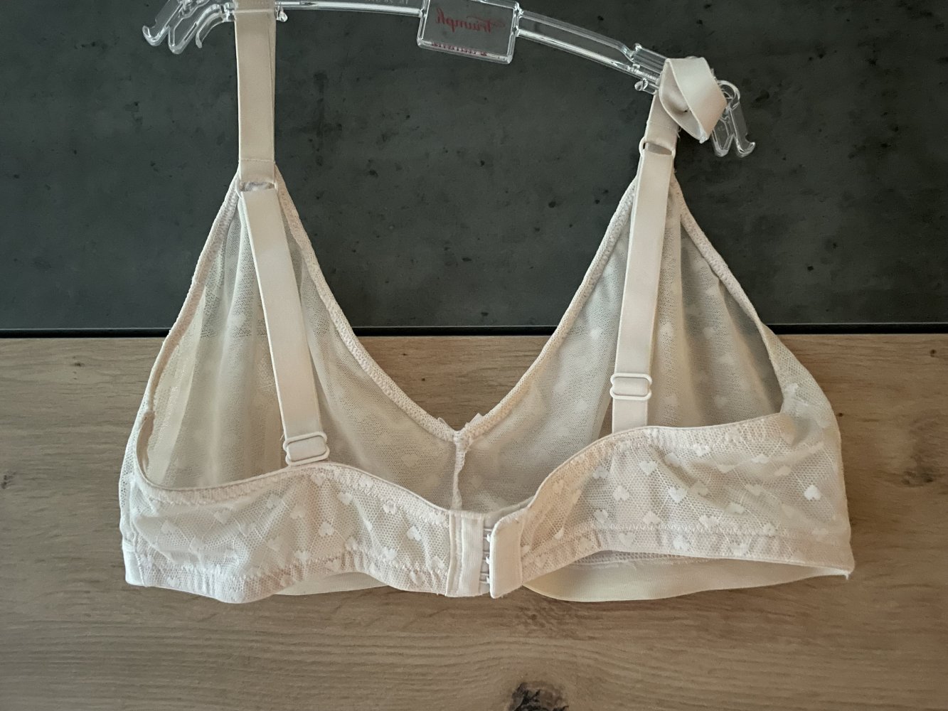 durchsichtiger rosa rosé BH ohne Bügel - sexy mit Herzen - 75 B 80 A