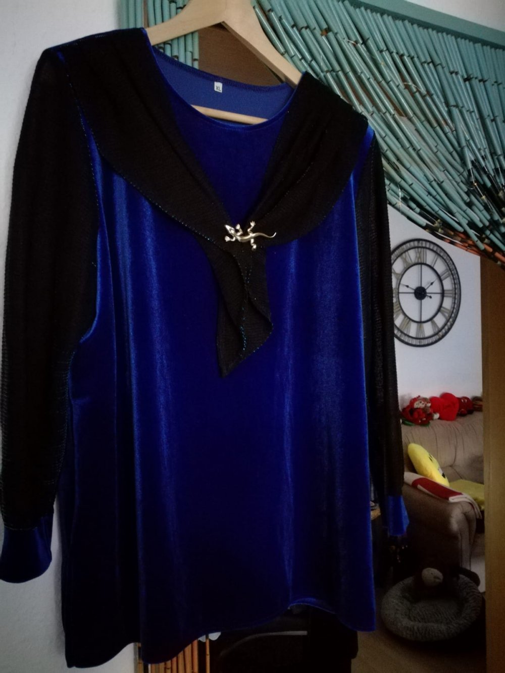 *** Schönes ~ Langärmliges ~ Shirt ~ 80-ziger Style ***