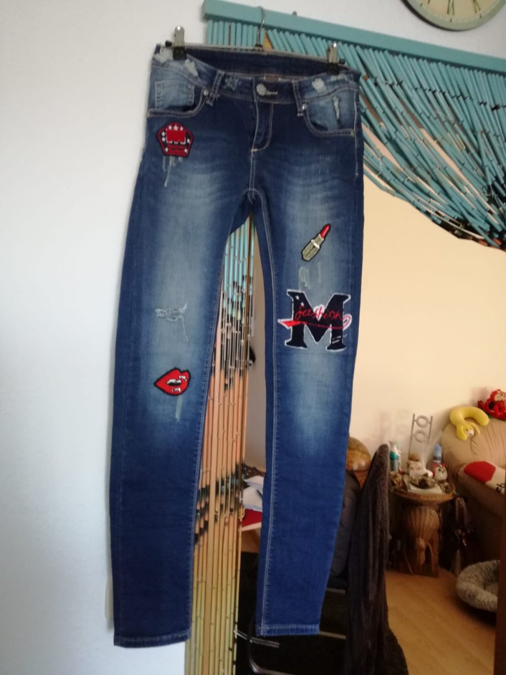 *** Neue ~ Stretch Jeans ~ Irre Details ***