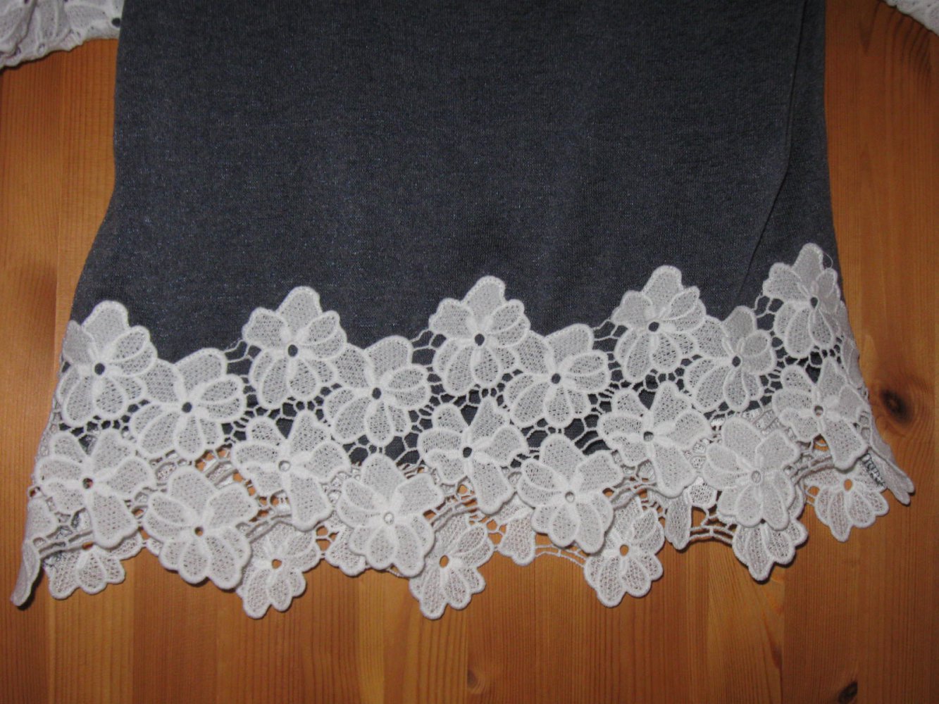 *** Mega ~ Süss ~ Kurz ~ Shirt ~ Spitze ***