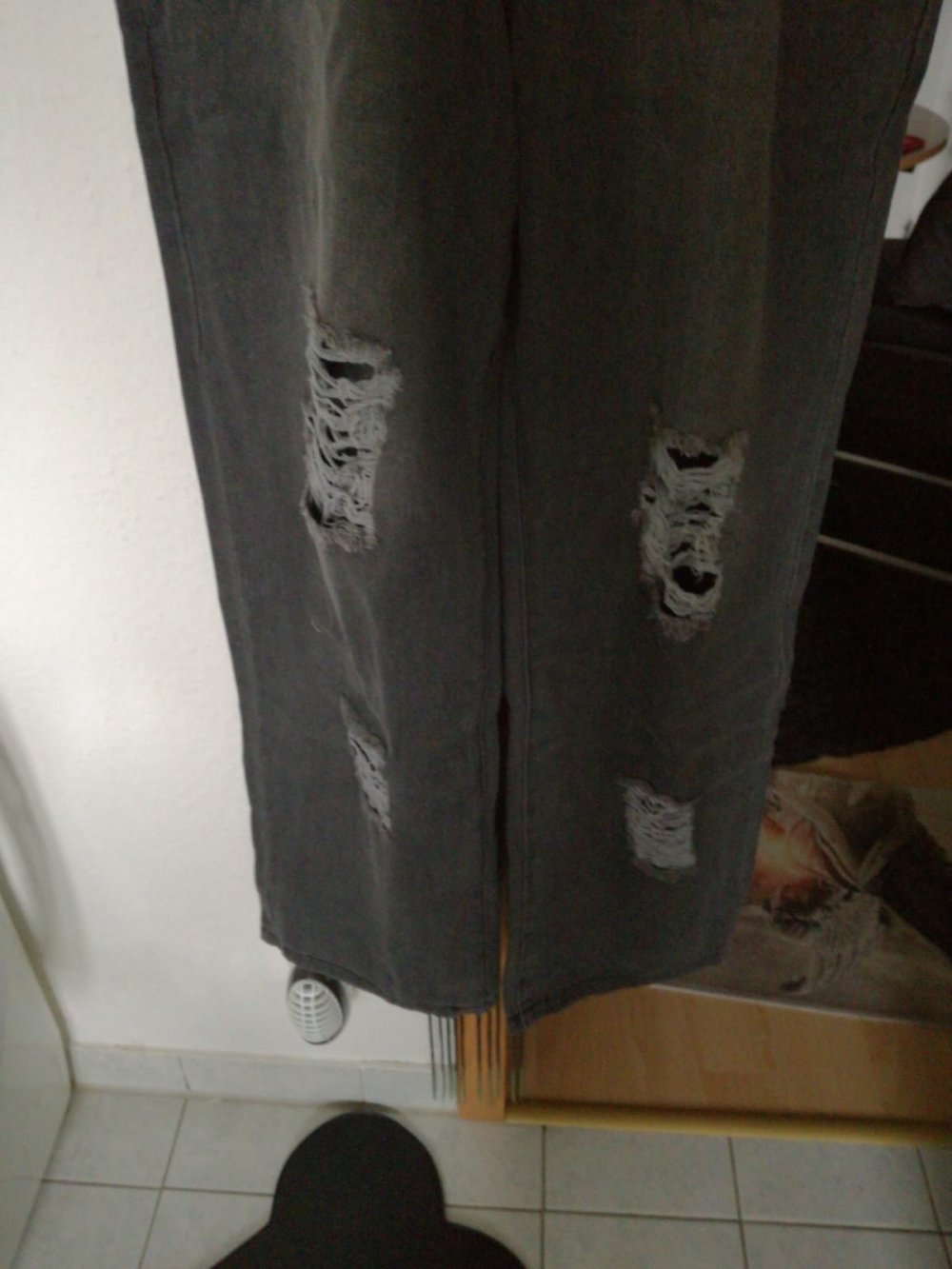 *** Neue ~ Coole ~ Latz ~ Jeans ***