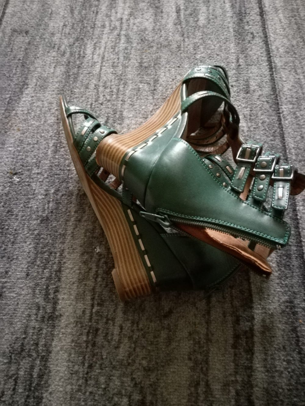 *** Tolle ~ Bequeme ~ Sandalen ***