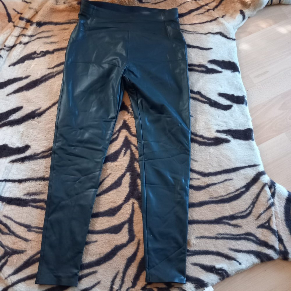 *** Neue ~ Leder ~ Leggings ***
