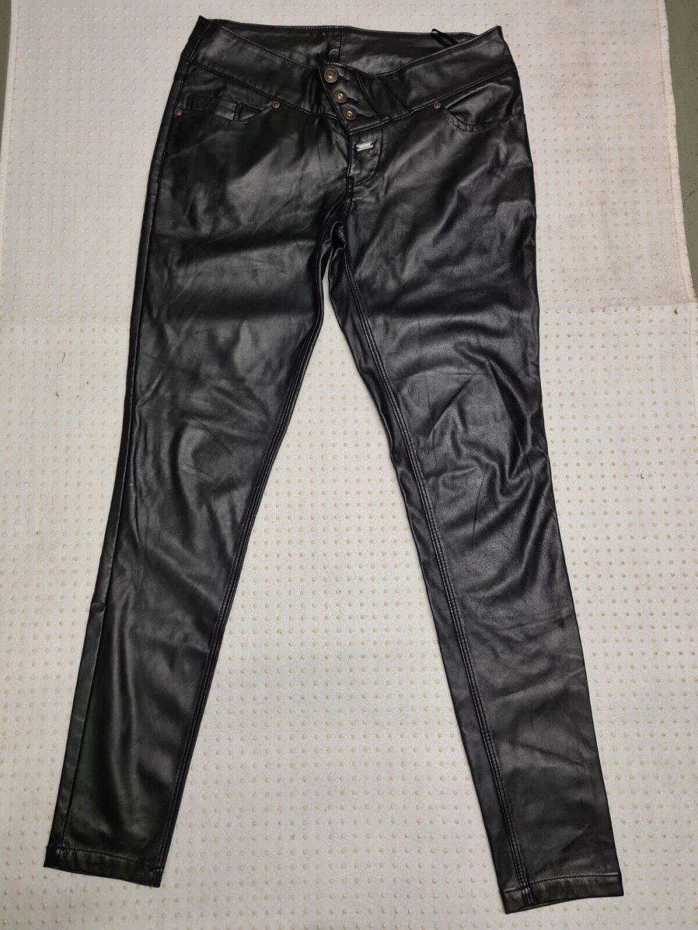 *** NEU ~ Kunstleder ~ Stretch ~ Leggings ~ Hüfthose ***