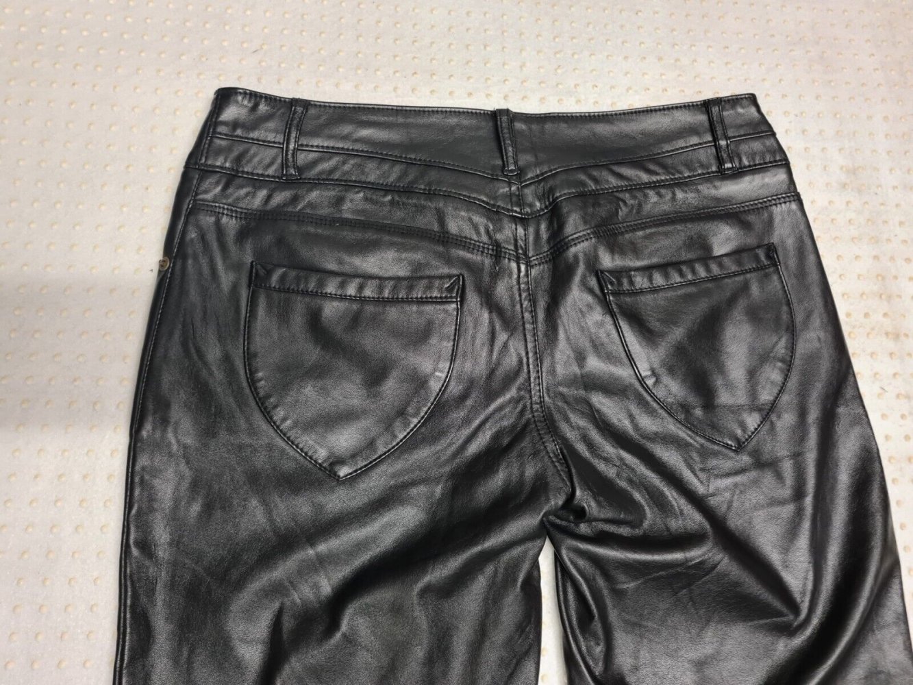 *** NEU ~ Kunstleder ~ Stretch ~ Leggings ~ Hüfthose ***