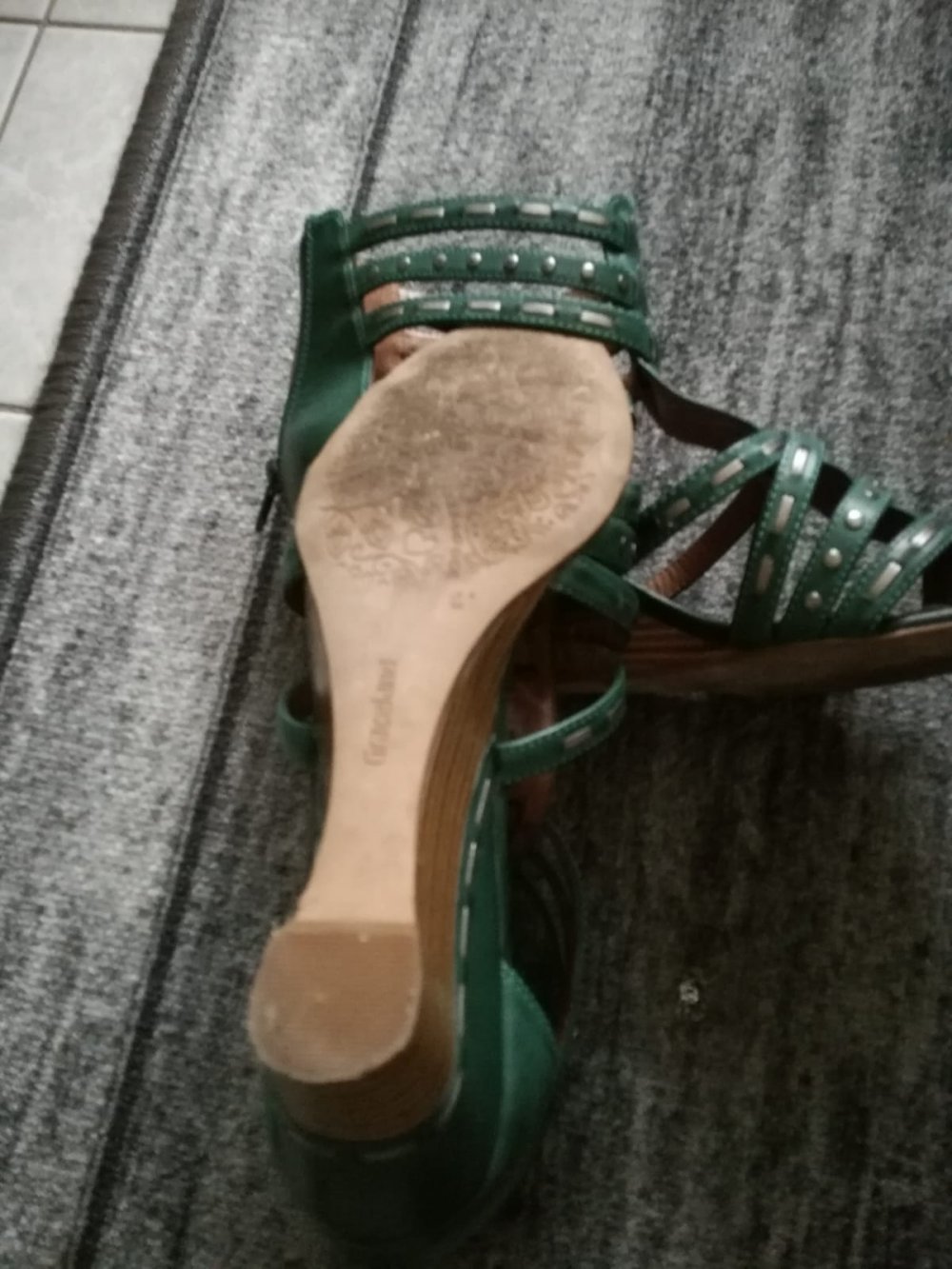 *** Tolle ~ Bequeme ~ Sandalen ***