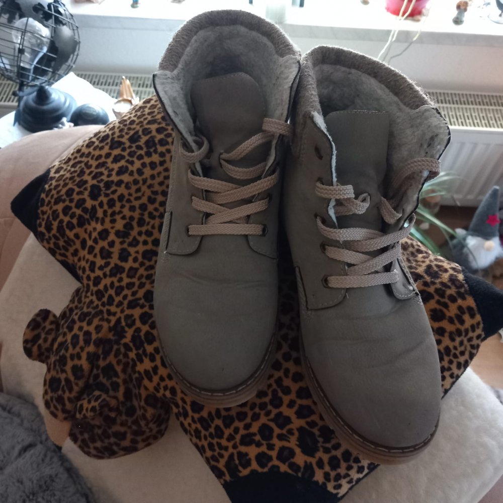 *** Gefüttert ~ Boots ~ Rieker ***