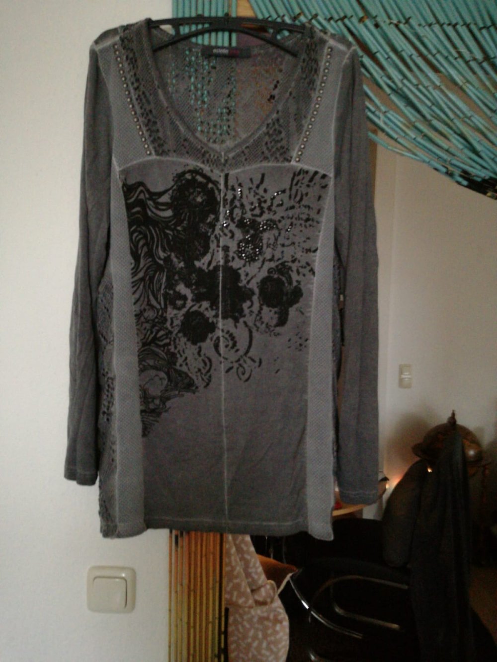 *** Längeres ~ Lang Arm ~ Shirt ~ Netzeinsatz ***