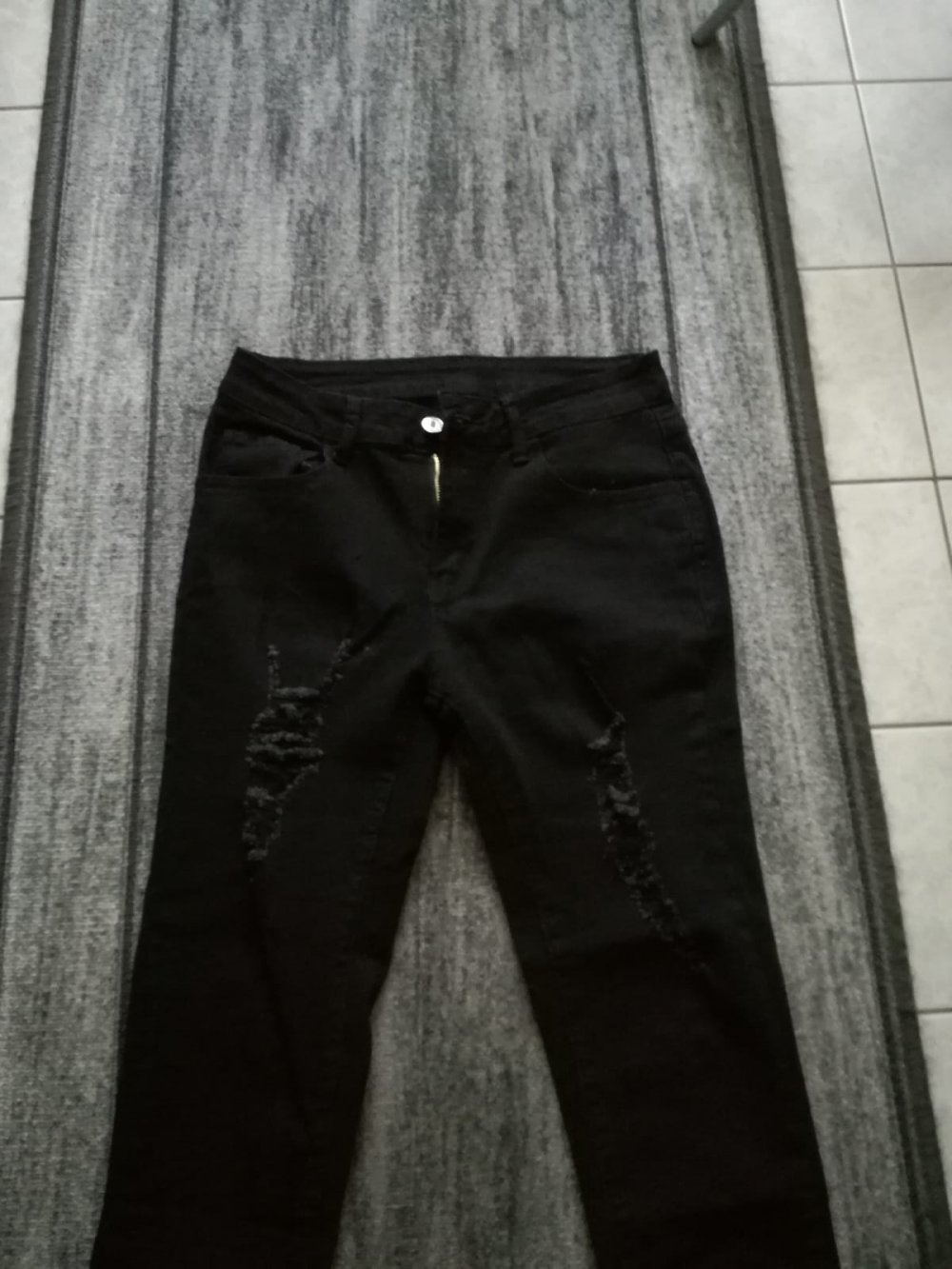 *** Super Jeans ~ Risse ~ Ausgefranzt ***
