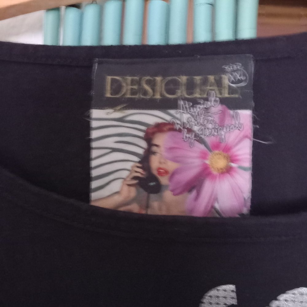 *** Tolles ~ Shirt ~ Desigual ***
