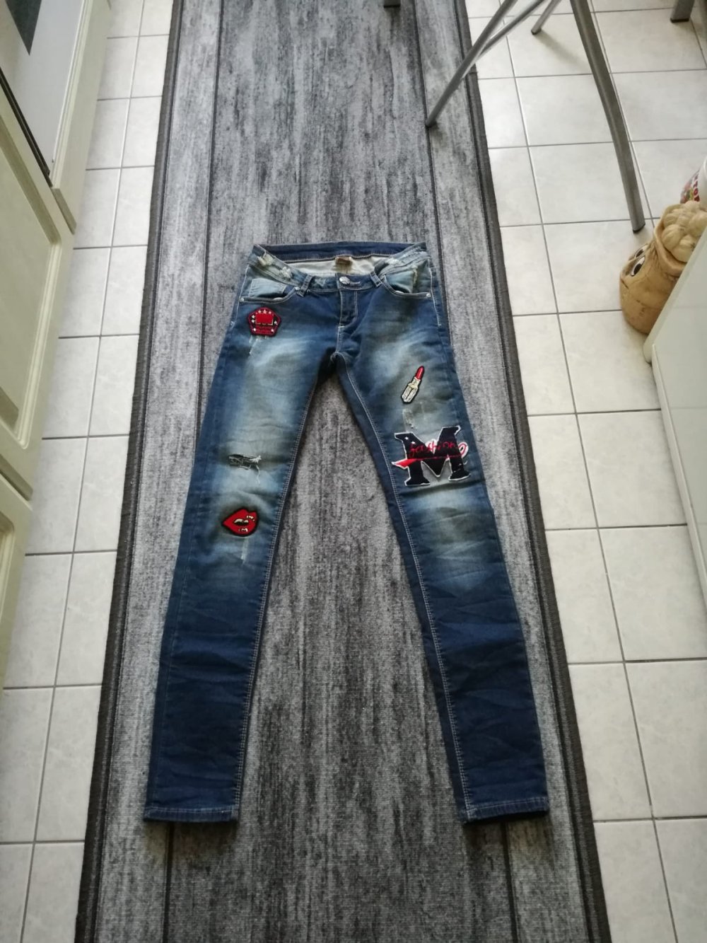 *** Neue ~ Stretch Jeans ~ Irre Details ***