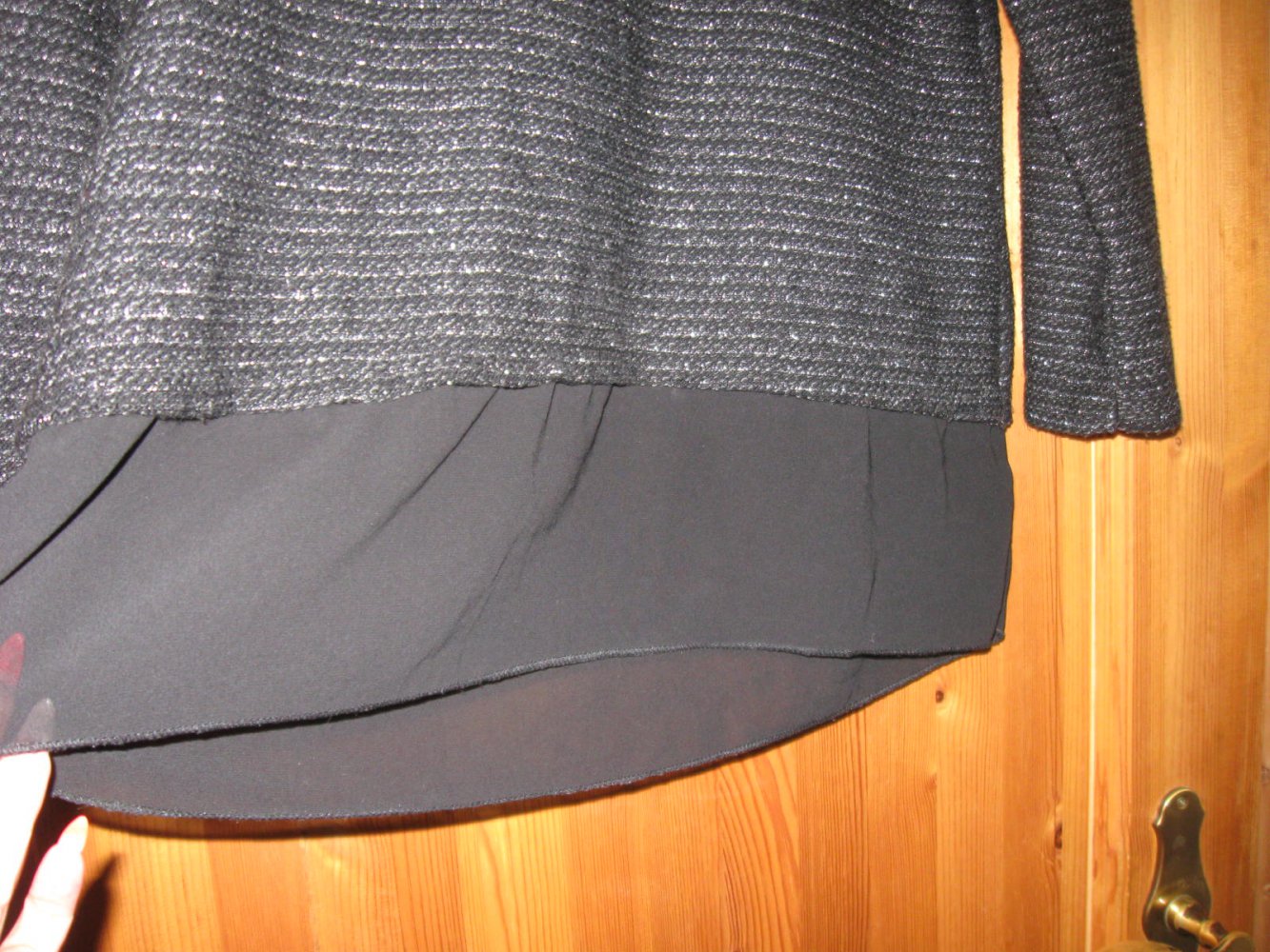 *** Tolle Pullover ~ Raffinierter Rücken ~ Lurex Fäden ***