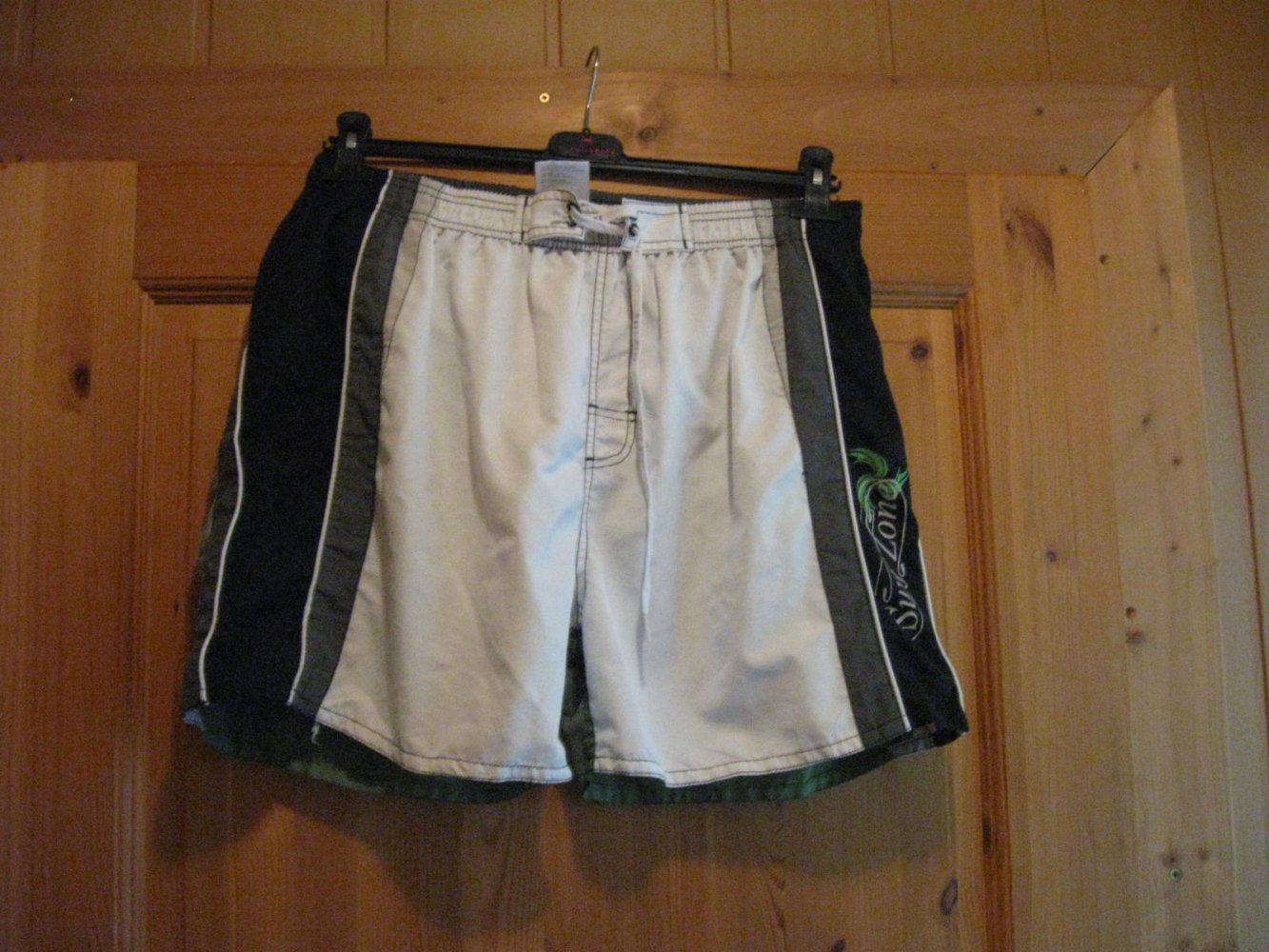 *** Bade Bermuda Shorts ***