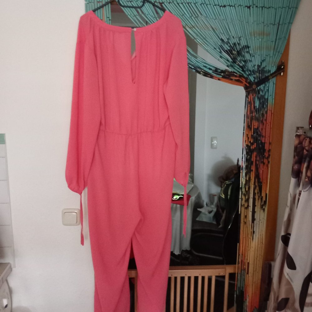 *** Neu ~ Jumpsuits ~ Elegant ***