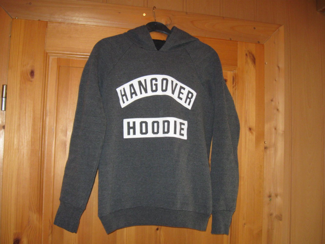*** Hoodie mit Kapuze ***