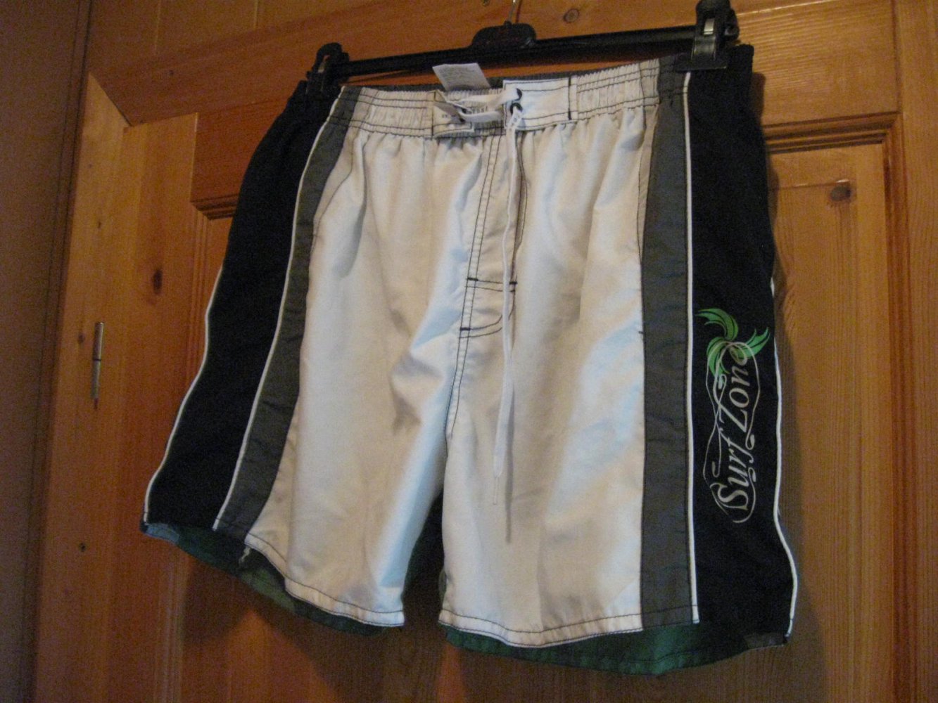 *** Bade Bermuda Shorts ***