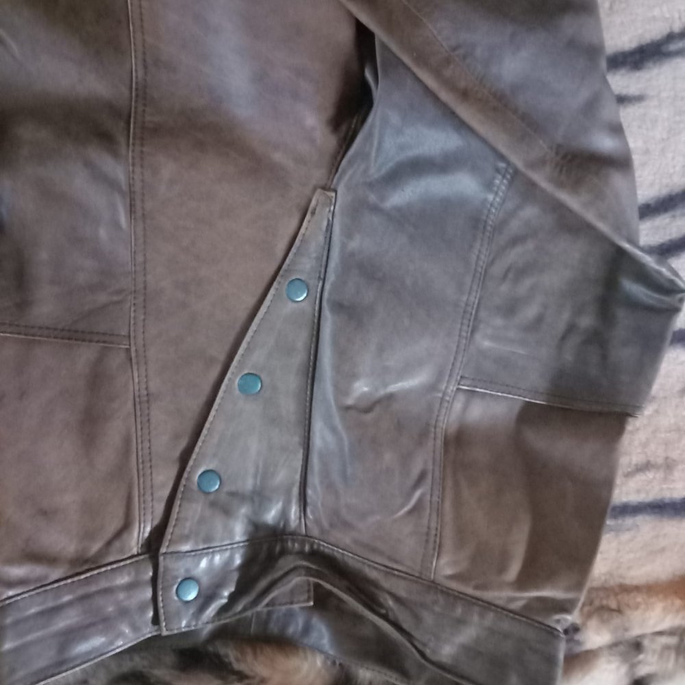 *** Achtung ~ Leder Ladys ~ Aufgepasst ***