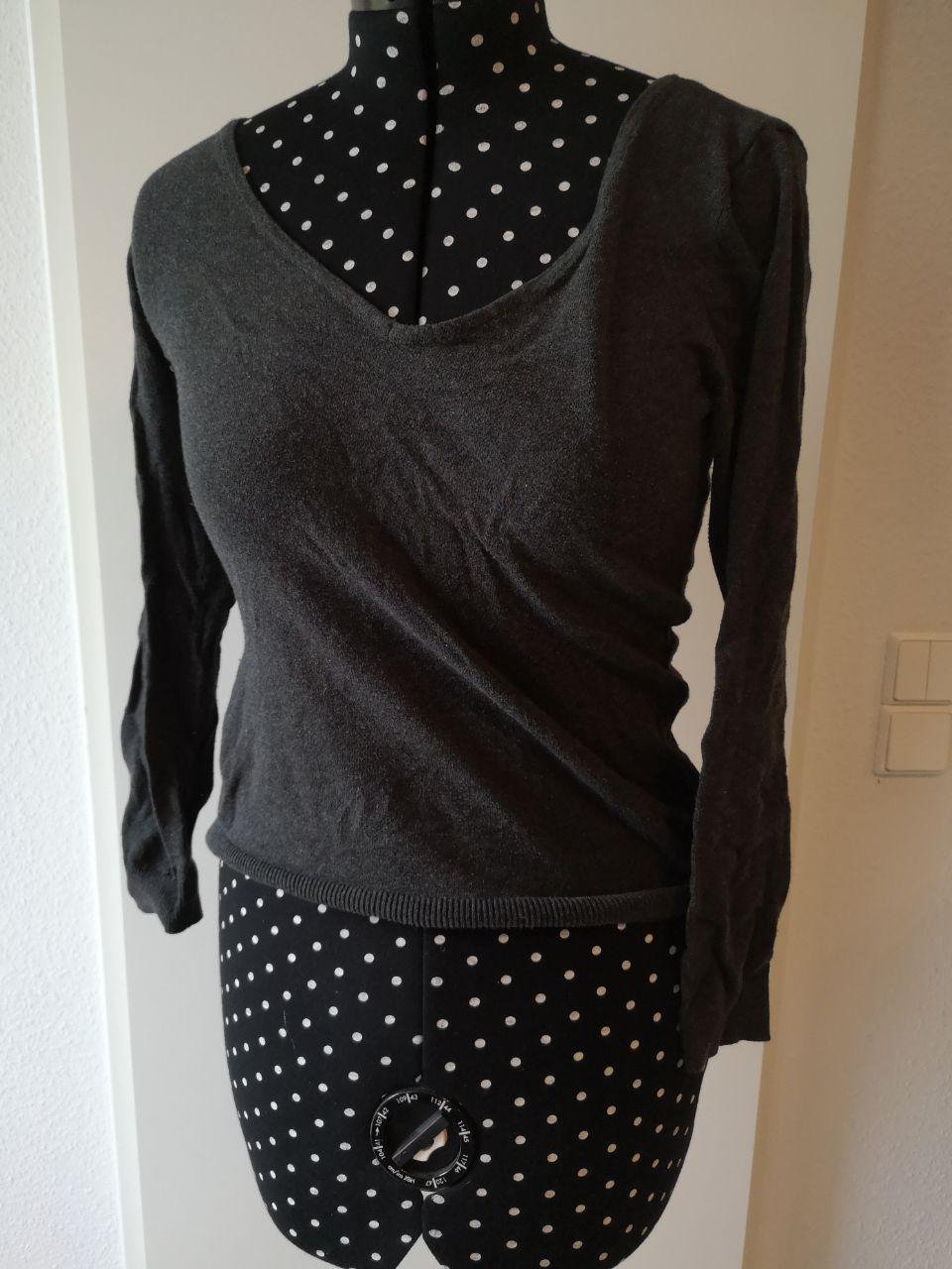 Graues Basic Shirt