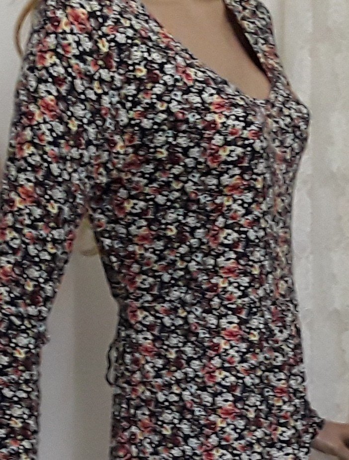 niedliches Streublümchen-Kleid
