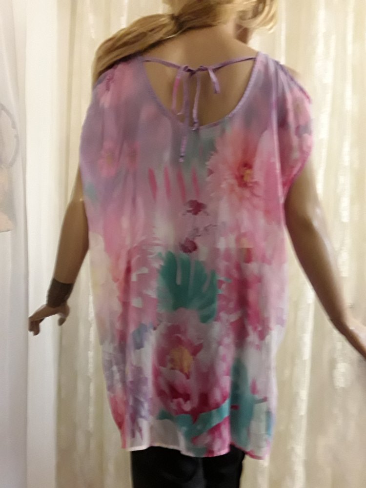 Luftige Long-Bluse mit Schulter Cutout 