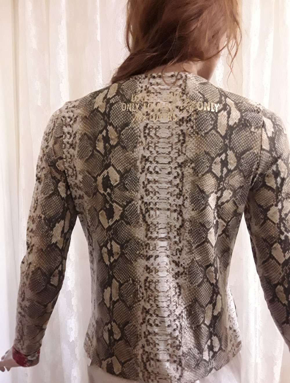 Ausgefallenes Shirt von Katja Foos Eiszeit