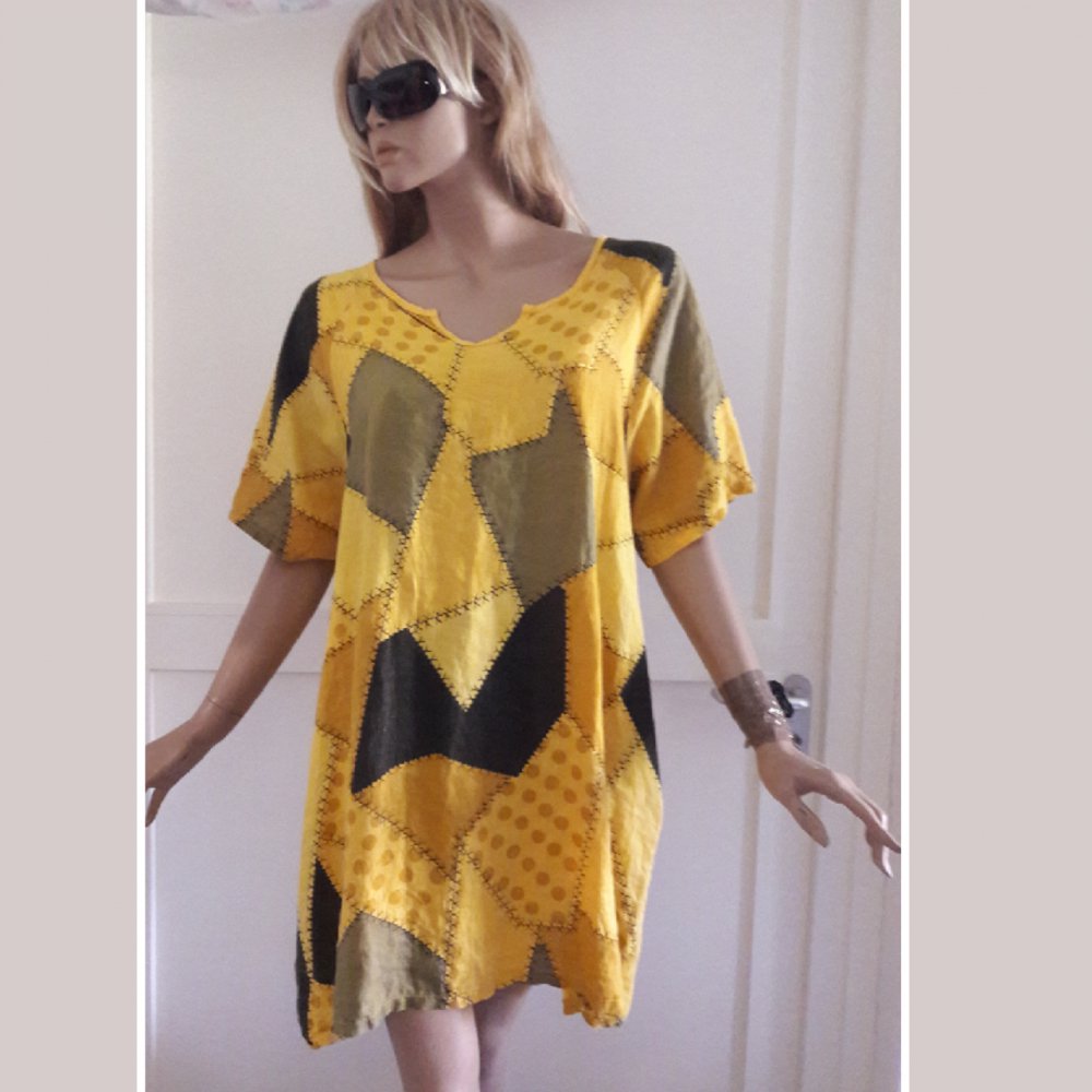 Bequemes Kleid im aktuellem Maisgelb Patchwork-Look