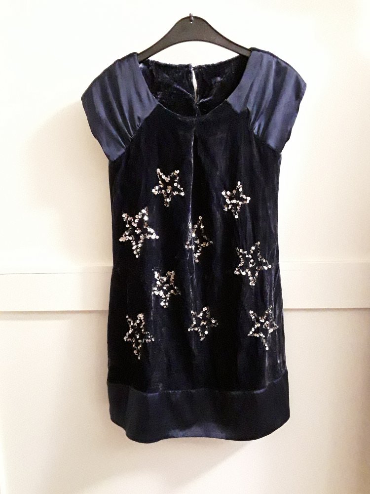 Nachtblaue Samttunika/Minikleid mit Pailetten-Sternen