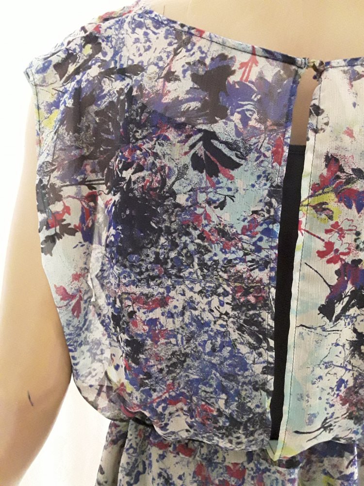 Luftiges Tunika-Kleid/ Kleid doppellagig 46/48