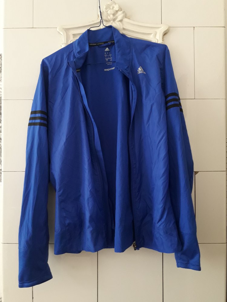 Adidas Jacke Running Response blau Sportjacke leicht dünn Streifen Adidas Jacke Running Response blau Sportjacke leicht dünn Streifen