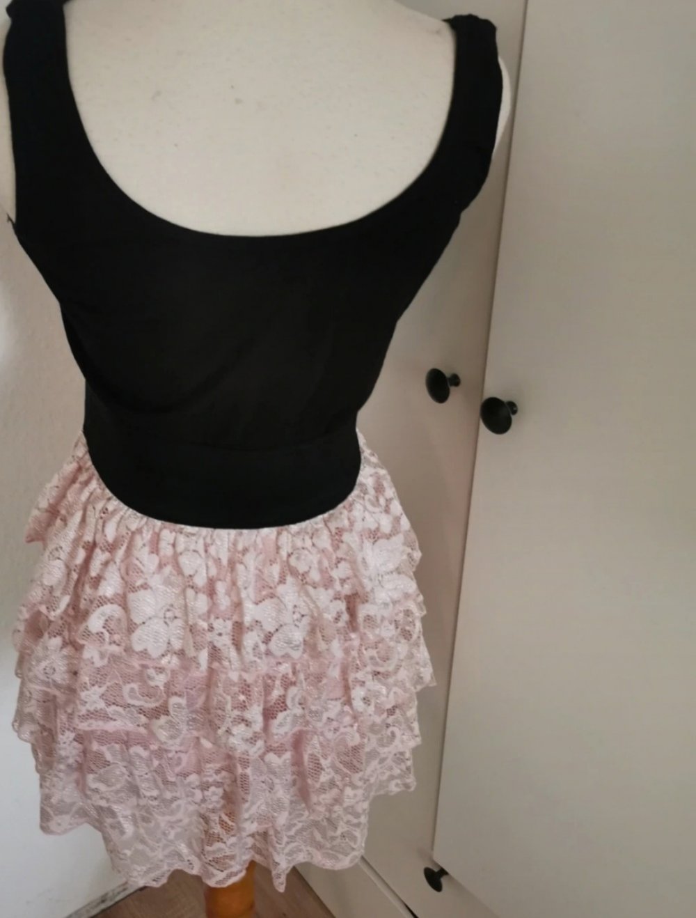 Kleid Oberteil mit Rüschen  Atmosphere 36/38