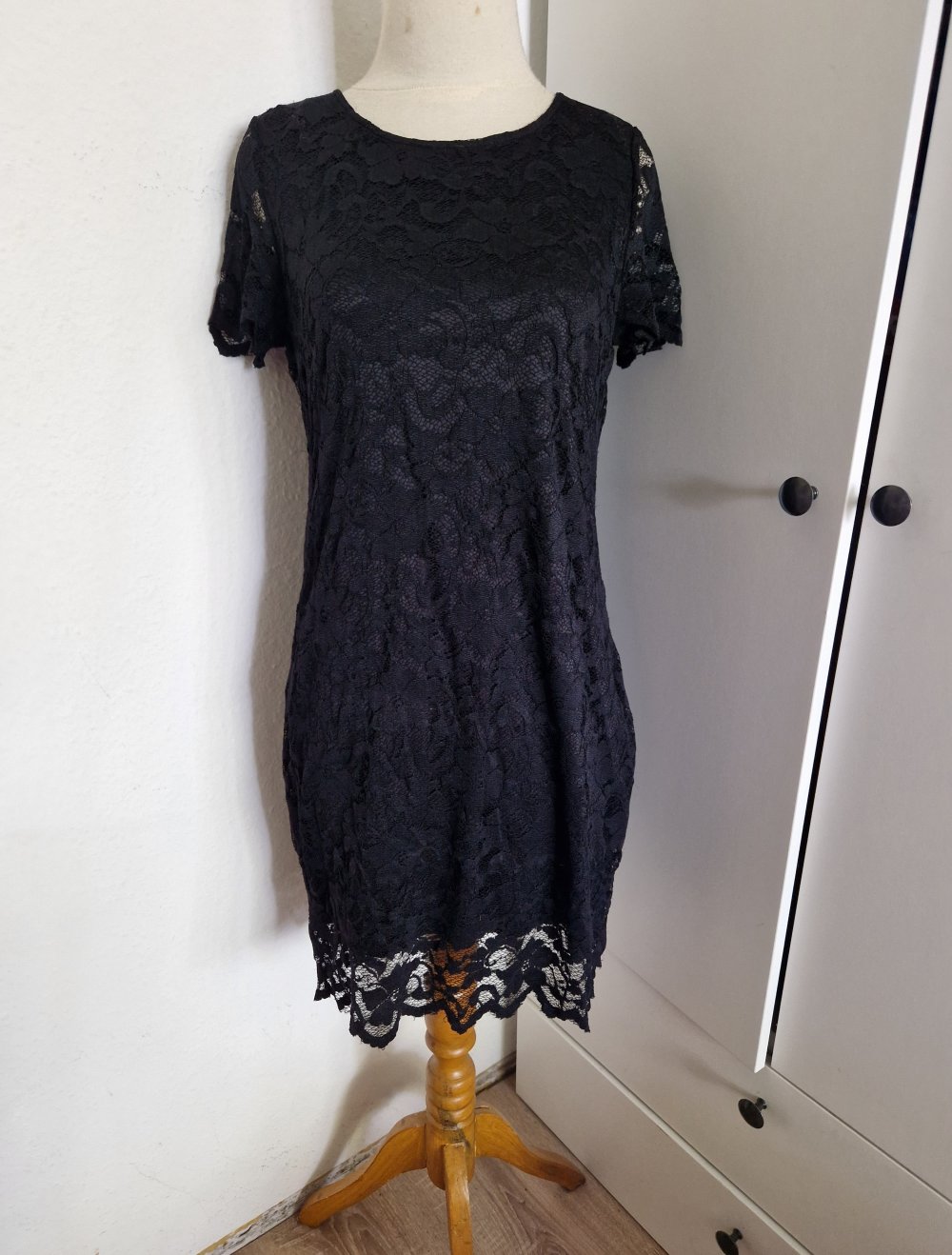 Kleid schwarz spitze Ann Christin 36