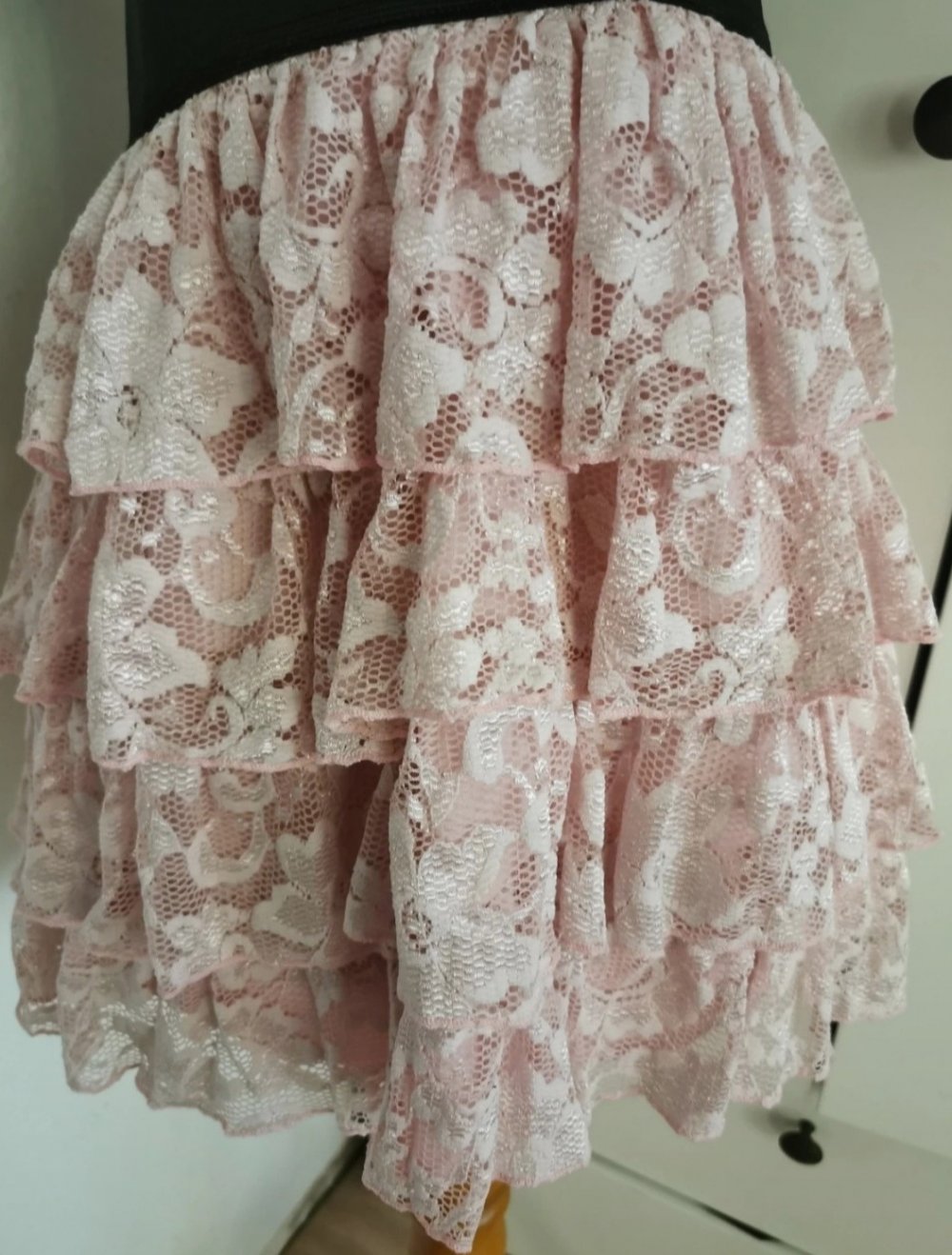 Kleid Oberteil mit Rüschen  Atmosphere 36/38