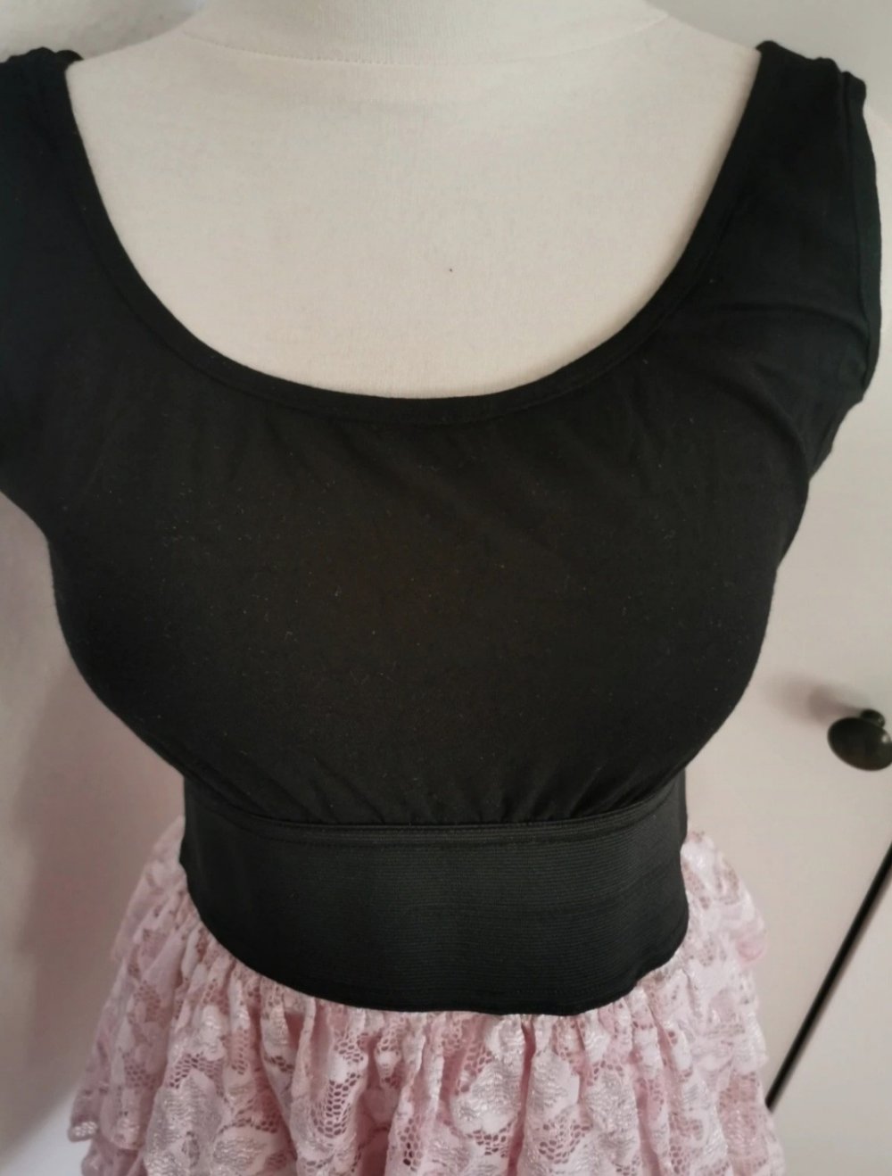 Kleid Oberteil mit Rüschen  Atmosphere 36/38