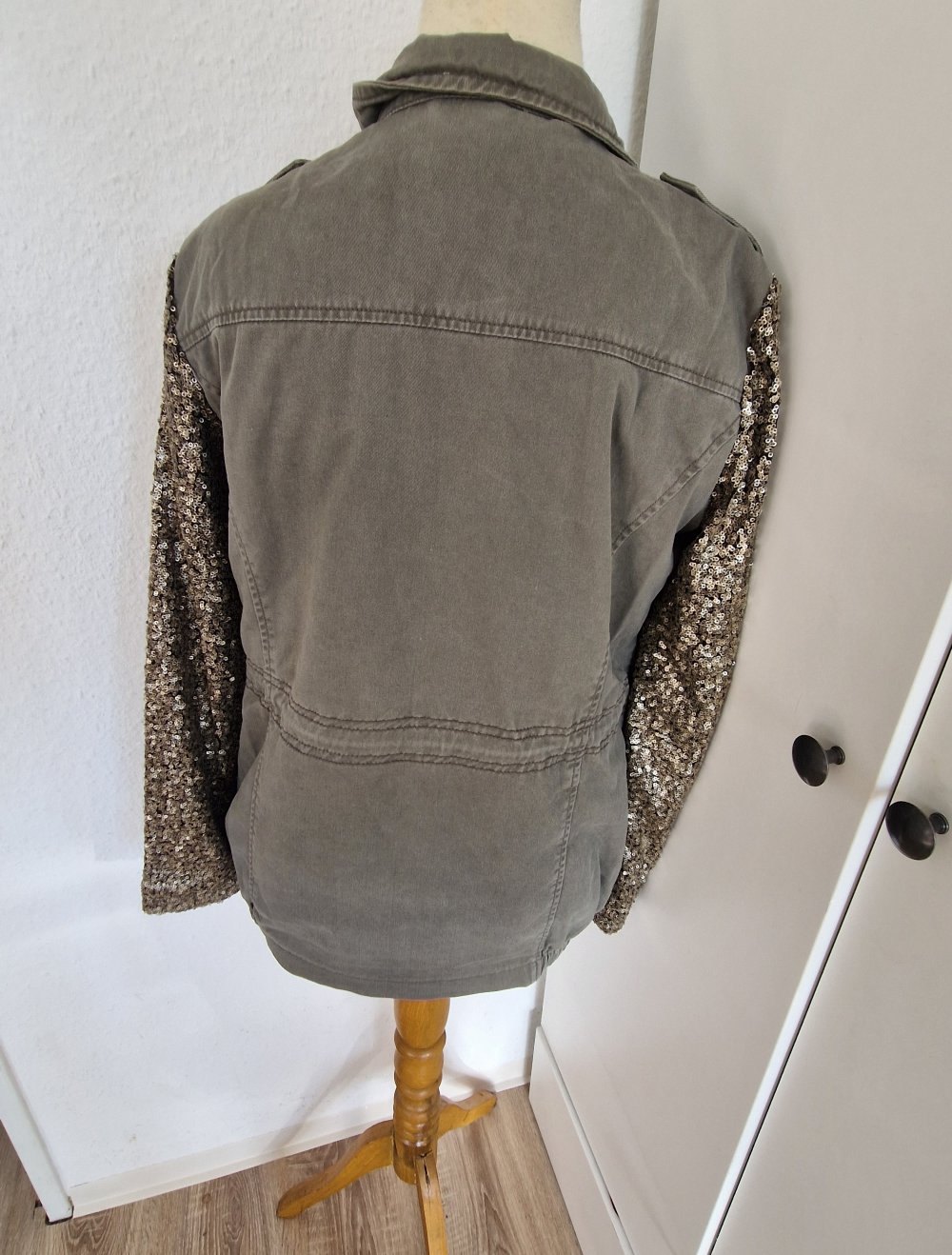 Jacke Pailletten Atmosphere gr 36