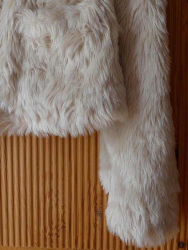 Kuschel Fake Fell Jacke cremeweiß NEU