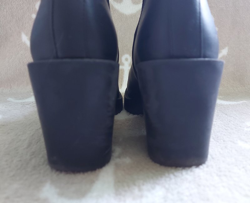 Stiefeletten ~ H&M Divided ~ Blockabsatz ~ Boots ~ schwarz