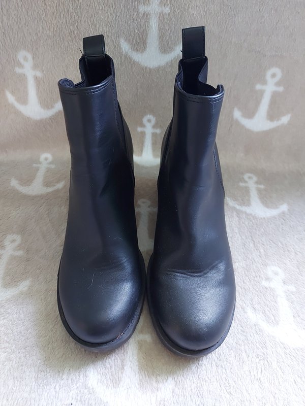 Stiefeletten ~ H&M Divided ~ Blockabsatz ~ Boots ~ schwarz