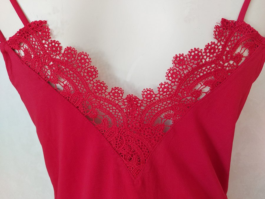 Top ~ Sommer ~ Spitze ~ Dunkelrot ~ Locker ~ luftig ~ Oberteil