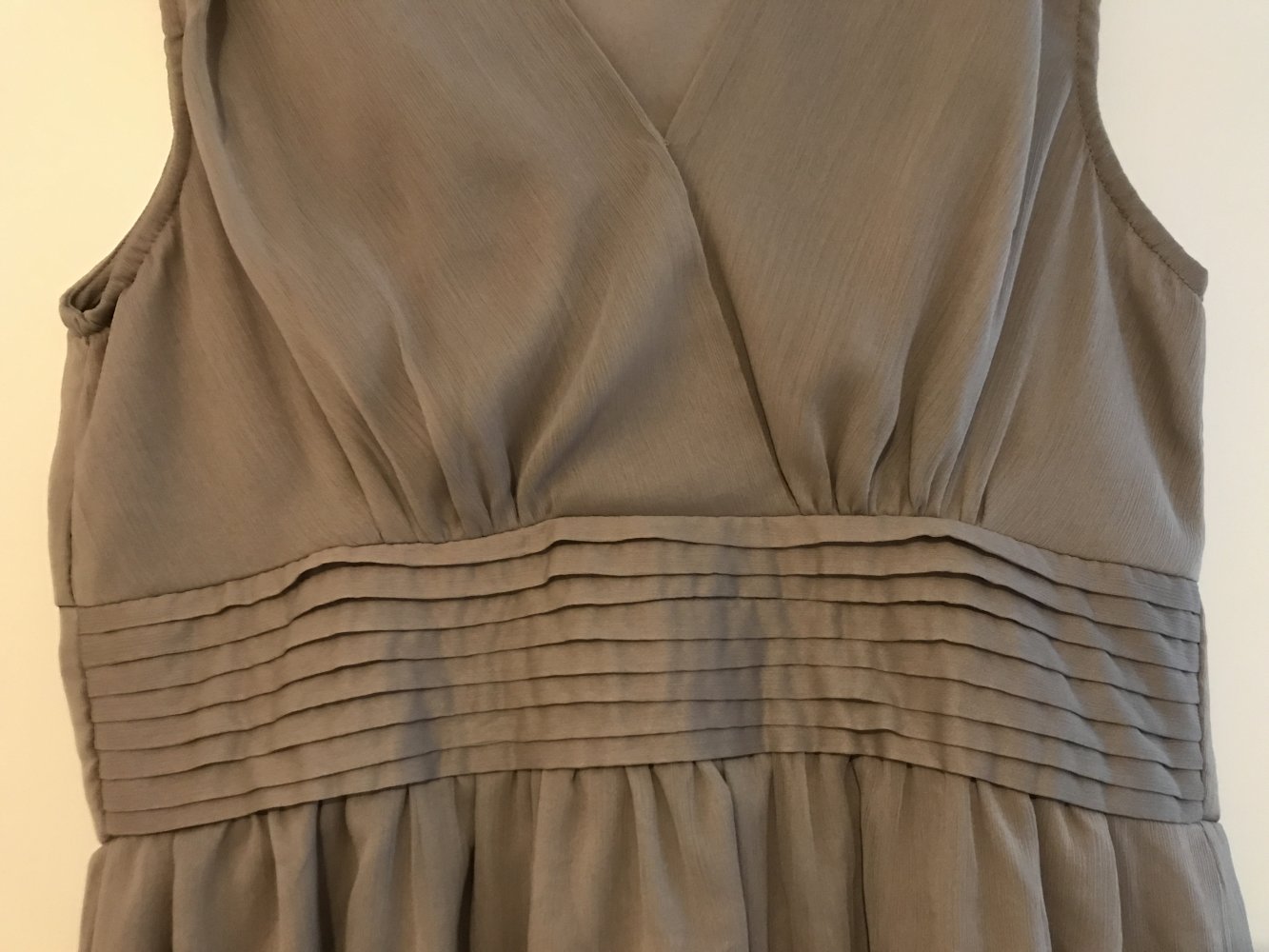 Tolles Kleid taupe 