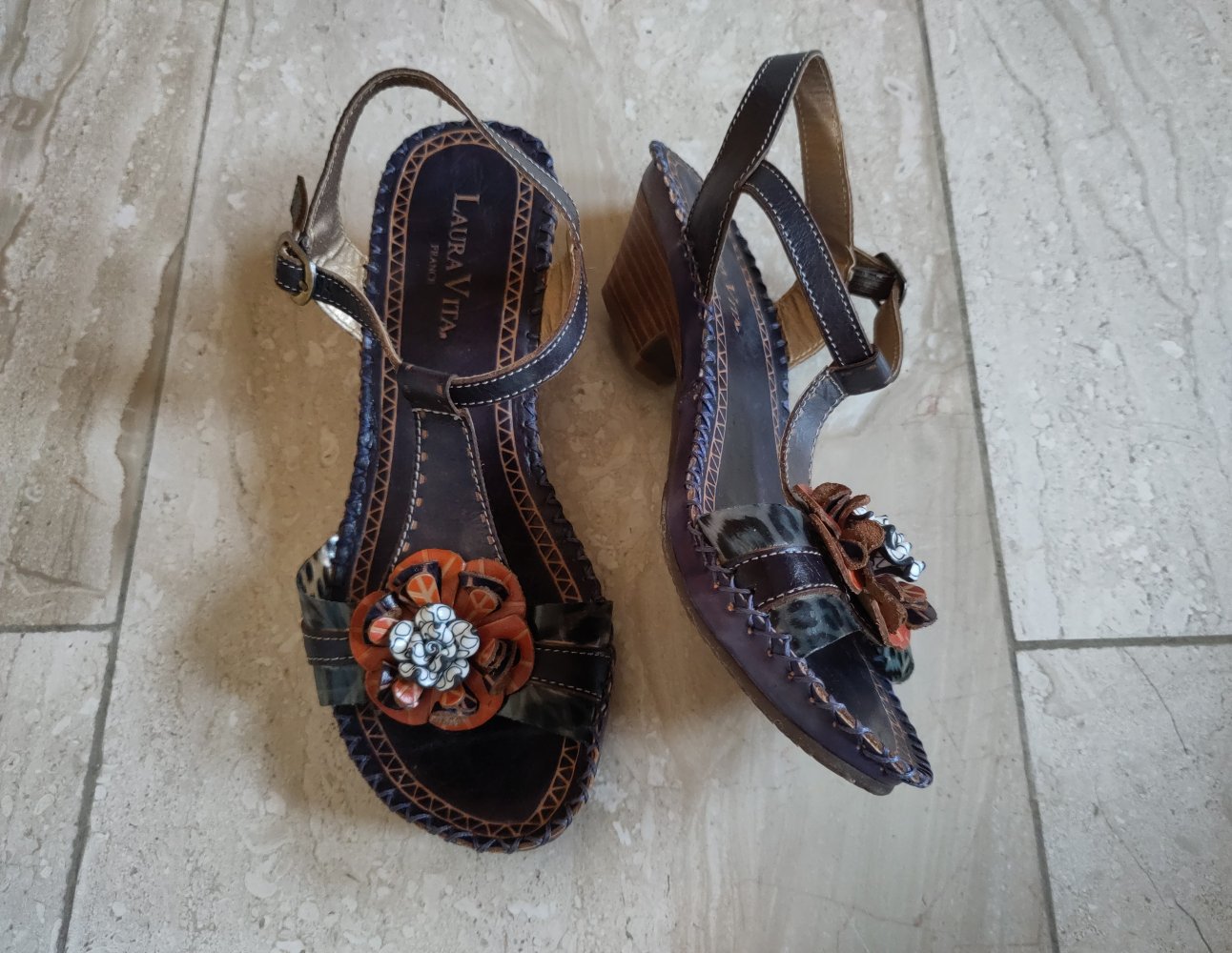 Sandalen Laura Vita dunkelblau/lila/orange Blume Gr. 39