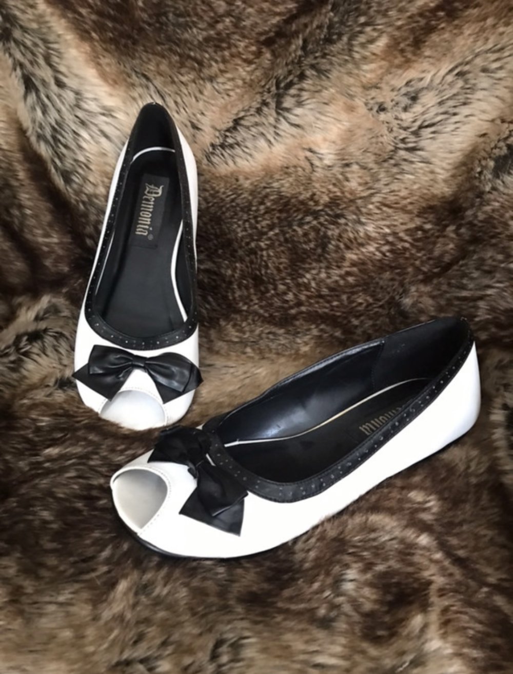 Extravagante Ballerinas von Demonia, Gr. 38
