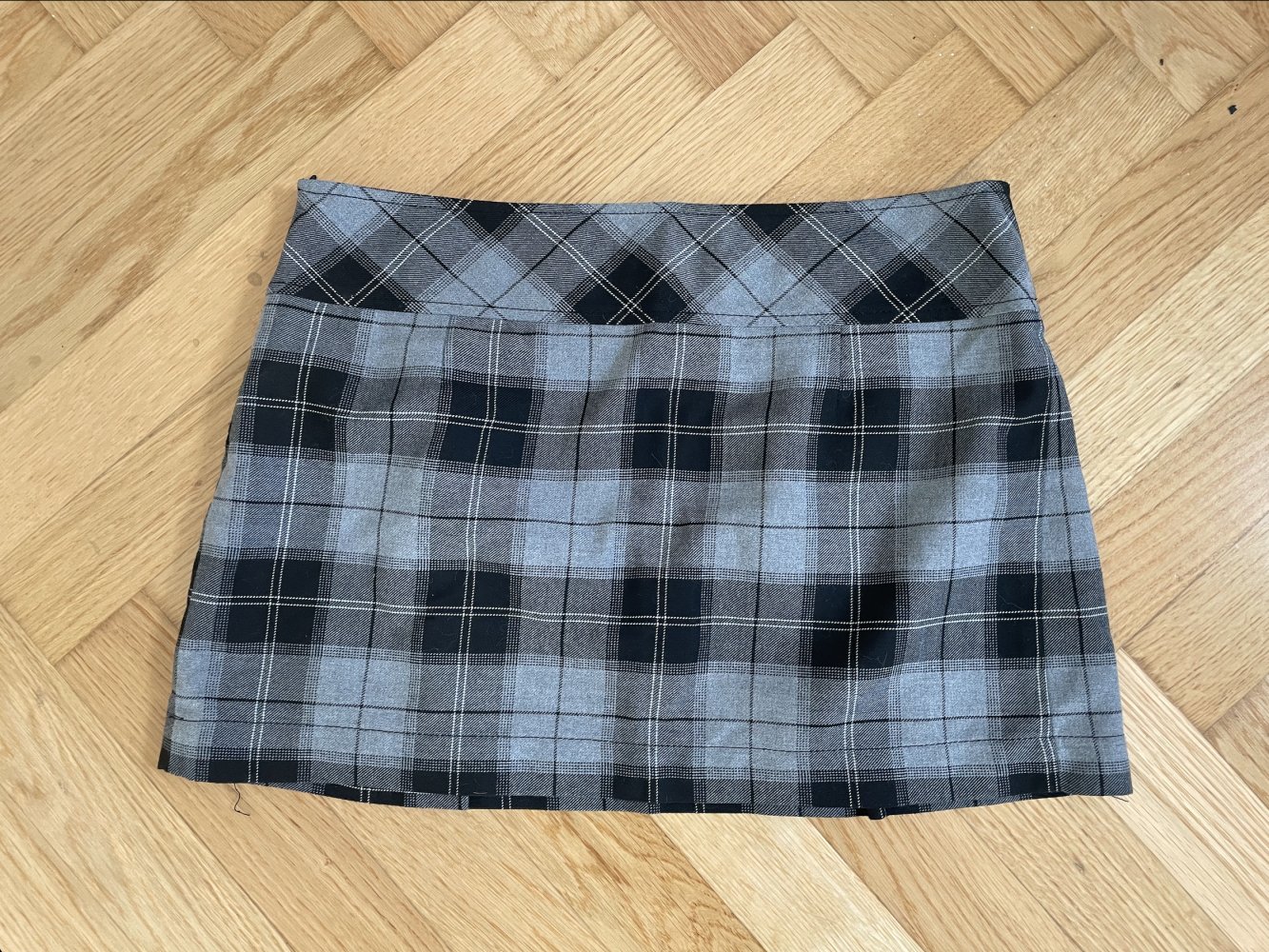 Karierter Faltenrock von Amisu, Gr. 36