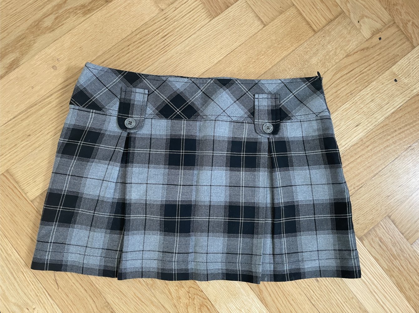 Karierter Faltenrock von Amisu, Gr. 36
