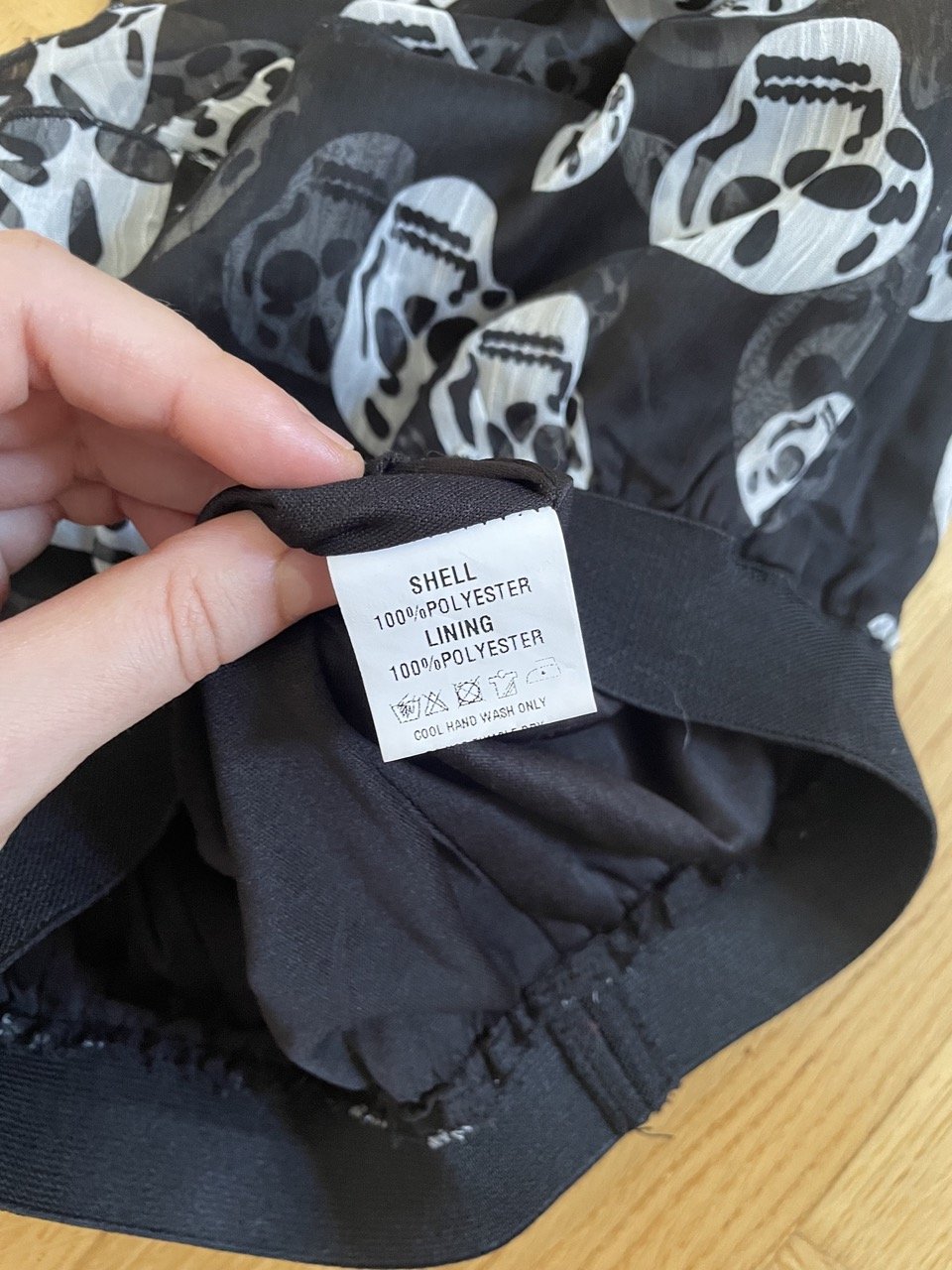 Rock mit Totenkopfmuster von Poizen Industries, Gr. 36
