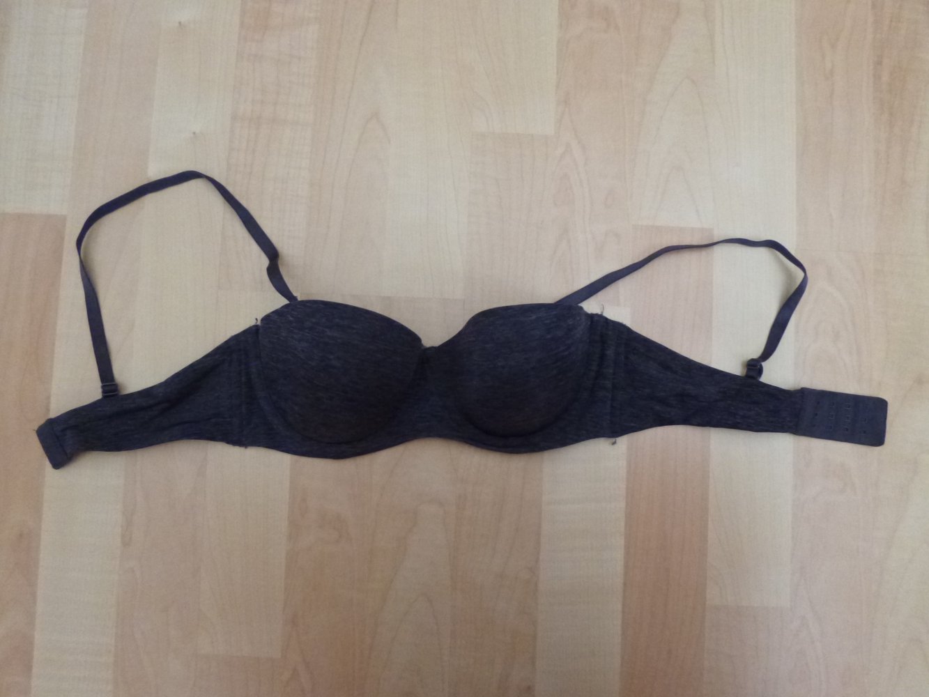 Grauer BH, Größe 75C, abnehmbare Träger