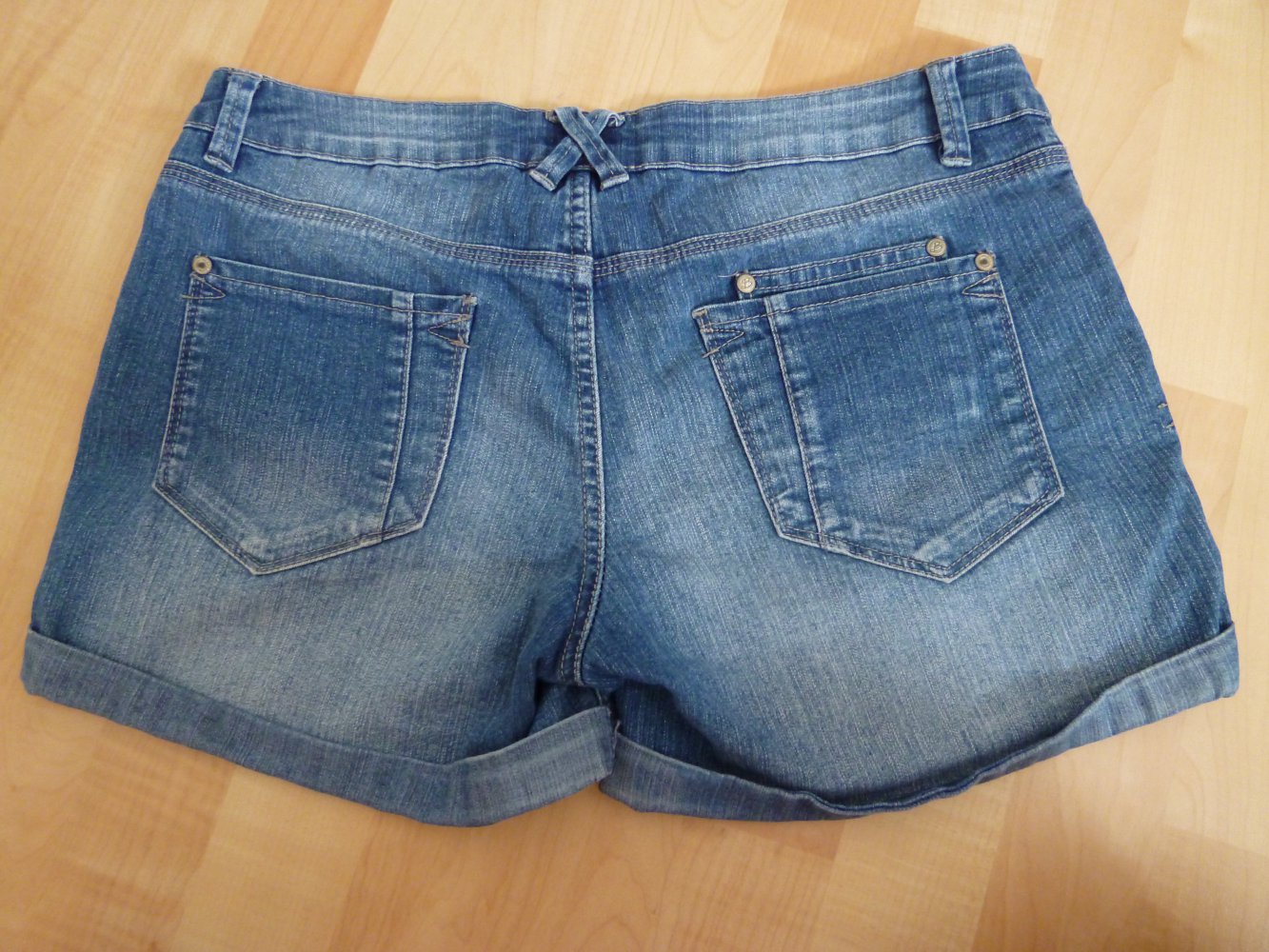 Blaue Hotpants, Größe M 