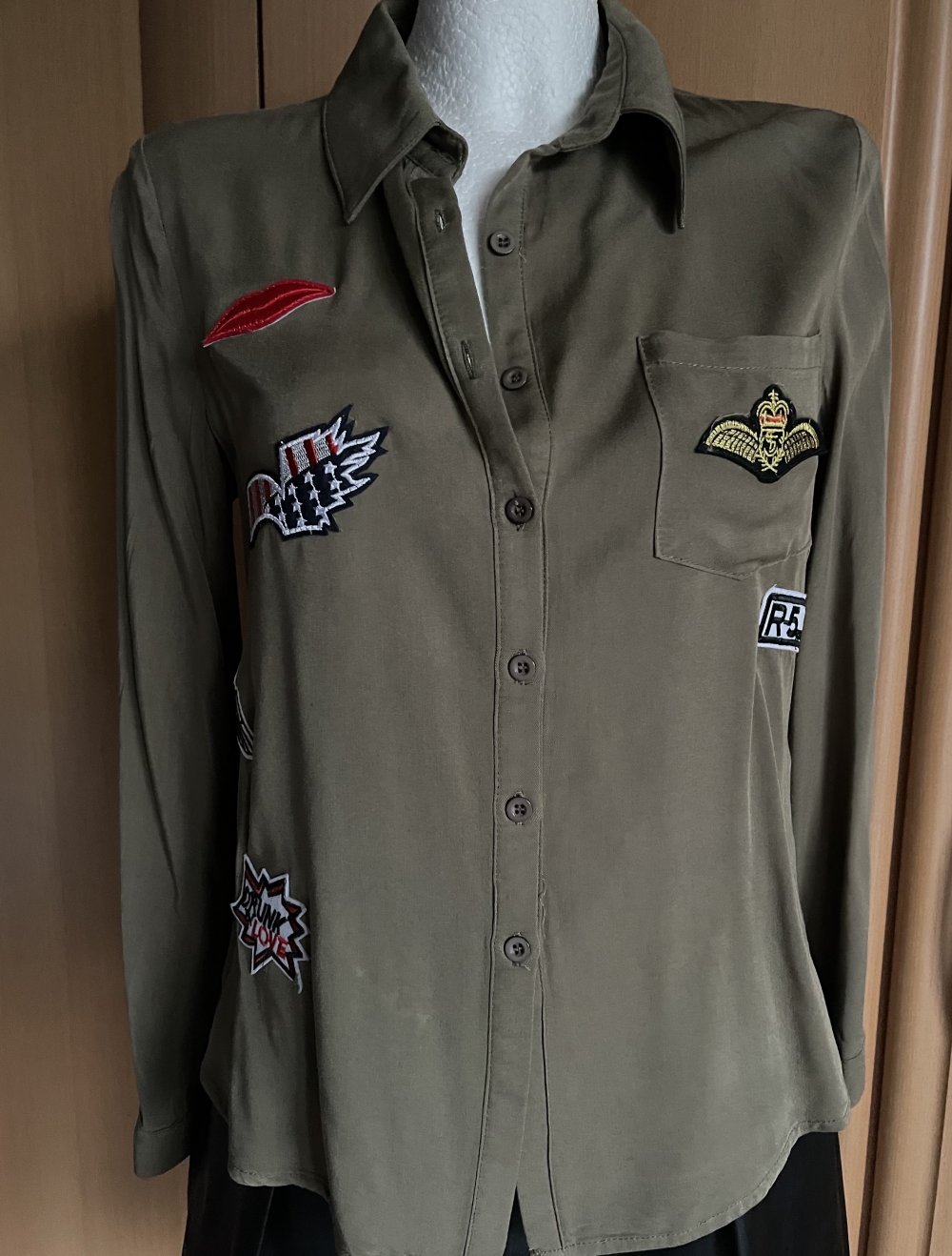 Viskose Bluse Military Gr.S, Neu