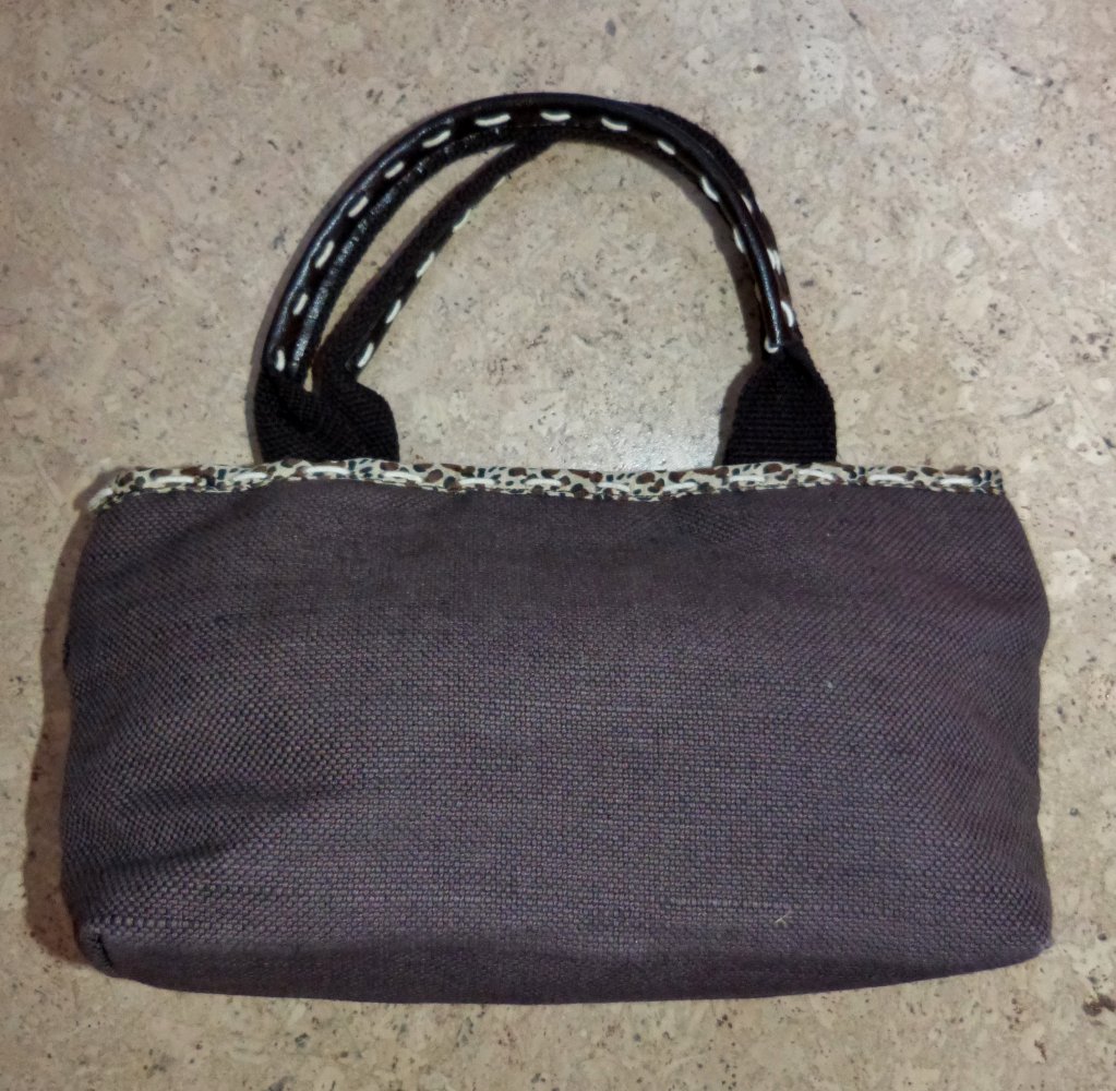 kleine braune Handtasche zum tragen, Leo-Muster