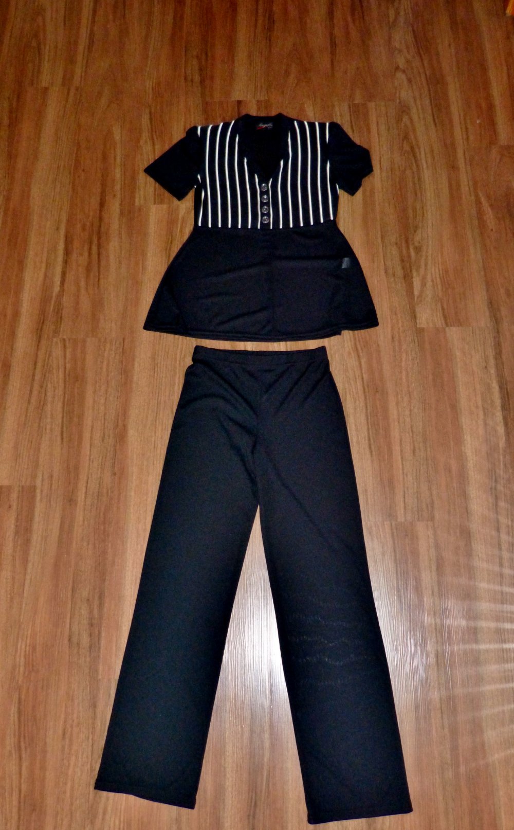 T-Shirt und Hose schwarz, weiß, gestreift, Gr. 36, Vintage